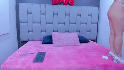 Sarita online show from 07-30-26, 03:49