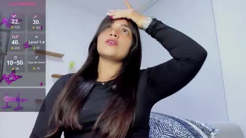 Snapshot of saritadolly_ chatting on 12-21-25, 10:50 Sara Cute online show from 12-21-25, 10:50