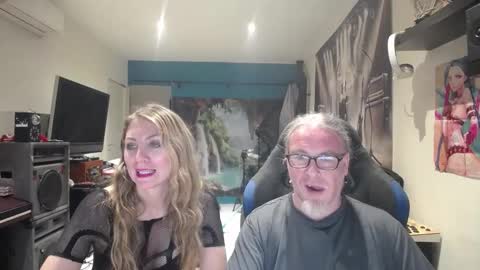 Giselle and Jay online show from 10-17-25, 07:16