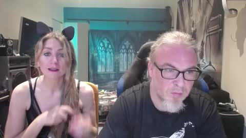 Giselle and Jay online show from 10-22-25, 06:35