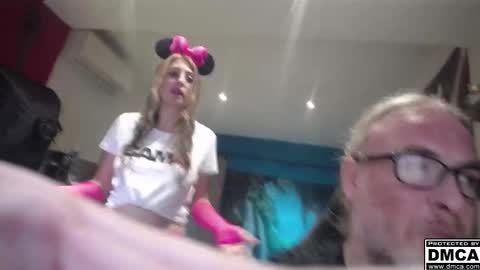 Giselle and Jay online show from 11-08-25, 09:42