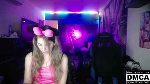 Giselle and Jay online show from 11-27-25, 08:22