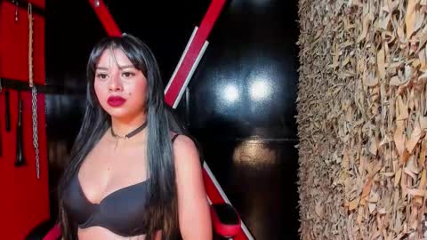 Snapshot of sascha_castillo chatting on 12-17-25, 07:31 sascha_castillo online show from 12-17-25, 07:31