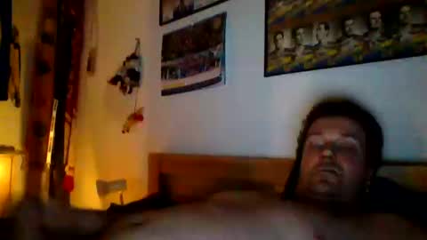 Snapshot of saschacrow1 chatting on 03-12-26, 06:14 Saschacrow1 online show from 03-12-26, 06:14