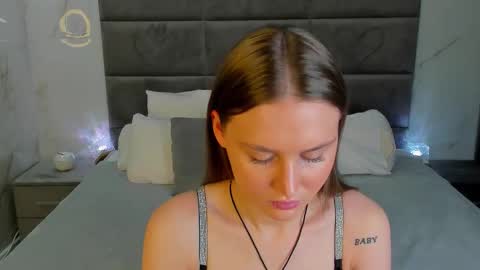 sasha  meow online show from 11-17-25, 07:25