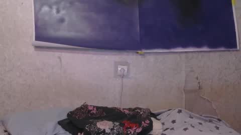 Snapshot of sasha_bb21 chatting on 06-08-26, 08:20 sasha_bb21 online show from 06-08-26, 08:20