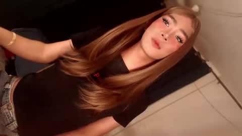 Sasha online show from 06-12-26, 10:36