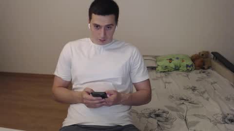Snapshot of sasha_calvin chatting on 09-12-25, 09:04 sasha_calvin online show from 09-12-25, 09:04