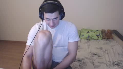 Snapshot of sasha_calvin chatting on 10-15-25, 01:17 sasha_calvin online show from 10-15-25, 01:17