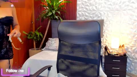 SASHA  online show from 04-01-26, 01:23