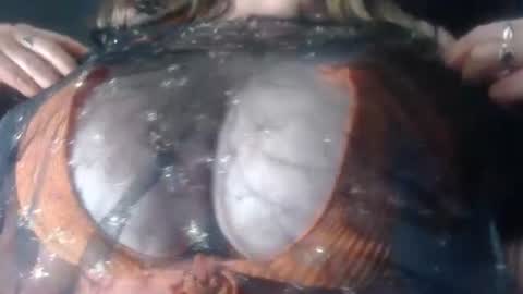 Snapshot of sasha_multiorgasmic chatting on 10-19-25, 11:22 sasha online show from 10-19-25, 11:22