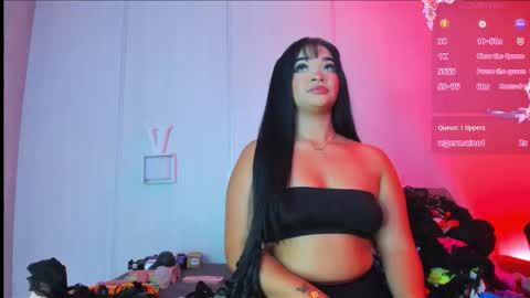 Snapshot of sasha_rivers chatting on 10-14-25, 04:02 Sasha online show from 10-14-25, 04:02