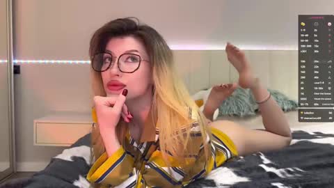 Hi everyone my name is Sasha   online show from 02-14-25, 06:08