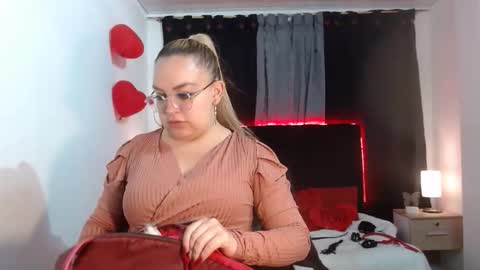 Snapshot of sasha_tk chatting on 09-08-25, 05:12 sasha_tk online show from 09-08-25, 05:12