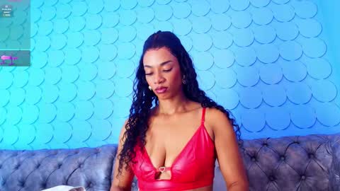 Snapshot of sashaa_monroe chatting on 09-16-25, 10:27 Sasha online show from 09-16-25, 10:27