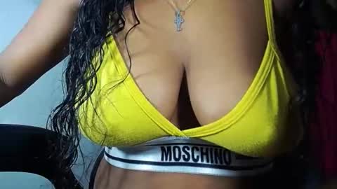 Snapshot of sashabreck1 chatting on 04-21-26, 02:48 sashabreck1 online show from 04-21-26, 02:48