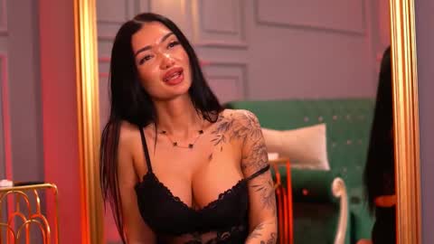 Dennise online show from 02-20-25, 01:25