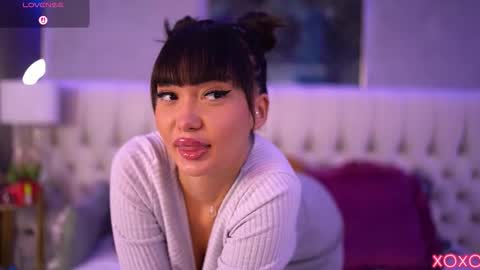 Dennise online show from 10-24-25, 06:48