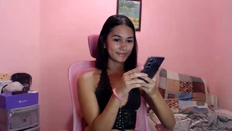 Snapshot of sashafuckss chatting on 06-09-26, 07:20 Call Me Sasha online show from 06-09-26, 07:20