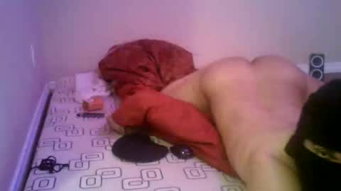 Snapshot of sashalustt69 chatting on 02-14-26, 04:15 sashalustt69 online show from 02-14-26, 04:15