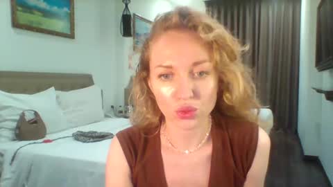 Sasha online show from 12-14-25, 10:53