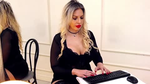 Sasha online show from 01-12-25, 05:34