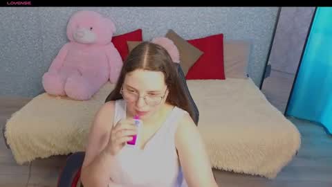 Sasha online show from 06-27-26, 04:28