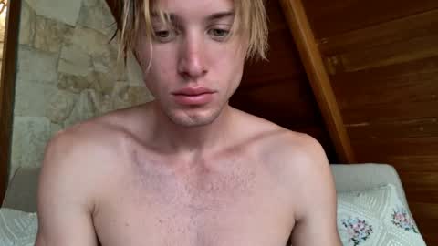 Snapshot of sashenkka chatting on 05-19-26, 01:56 Sasha -- online show from 05-19-26, 01:56