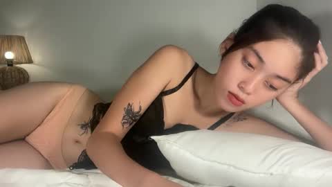 Snapshot of sashi_kaye chatting on 03-19-26, 04:38 sashi_kaye online show from 03-19-26, 04:38