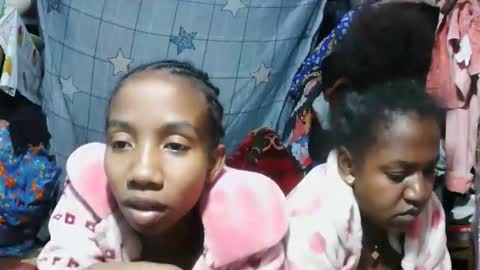 sasivia08 online show from 04-20-26, 11:28