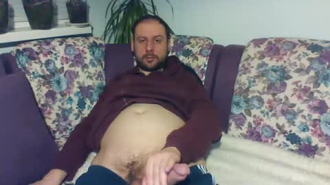 Snapshot of sasko877 chatting on 02-15-25, 12:26 sasko877 online show from 02-15-25, 12:26