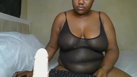 sassie_bee online show from 01-25-25, 11:54