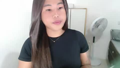 Snapshot of sassy_jane chatting on 06-21-26, 11:07 Jane online show from 06-21-26, 11:07