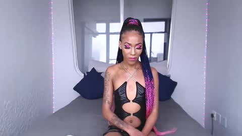Snapshot of sassy_kylie26 chatting on 03-03-25, 06:26 Kylie online show from 03-03-25, 06:26