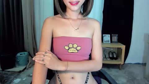 Snapshot of sassy_naughty chatting on 04-14-26, 04:46 lovely Khaty online show from 04-14-26, 04:46