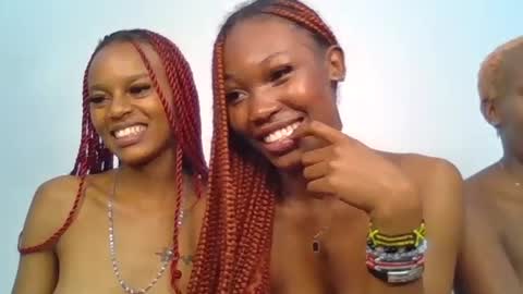 Snapshot of sassy_nova chatting on 07-20-26, 10:39 liya online show from 07-20-26, 10:39