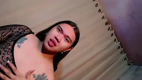 Snapshot of sassyffyra69 chatting on 02-05-26, 03:33 MARIO LABO online show from 02-05-26, 03:33