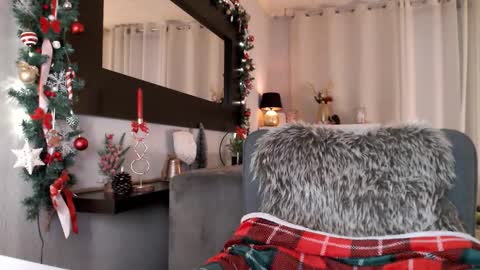 Snapshot of sastina chatting on 12-16-25, 05:18 sastina online show from 12-16-25, 05:18