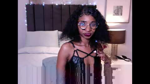 Snapshot of sasyylissaa chatting on 04-25-26, 11:13 sasyylissaa online show from 04-25-26, 11:13