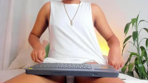     online show from 11-27-25, 07:43