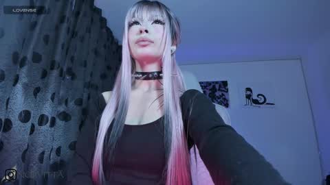    im expecting 300 thumbs up on my altar online show from 12-21-25, 10:50