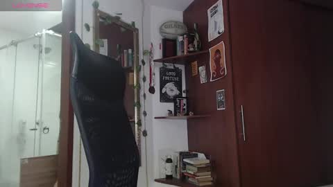 Zaren online show from 12-28-24, 03:26