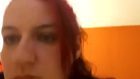 Snapshot of saucybear666 chatting on 01-05-25, 04:36 SnowBunny online show from 01-05-25, 04:36