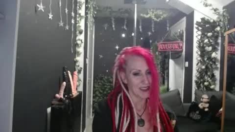 SaucySky online show from 04-12-26, 08:25