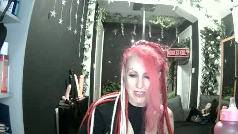 SaucySky online show from 04-21-26, 08:34