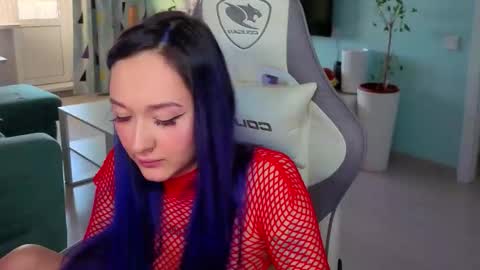 Snapshot of savage_lust_ chatting on 02-03-26, 02:53 Ariel online show from 02-03-26, 02:53