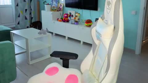 Snapshot of savage_lust_ chatting on 02-11-26, 03:00 Ariel online show from 02-11-26, 03:00