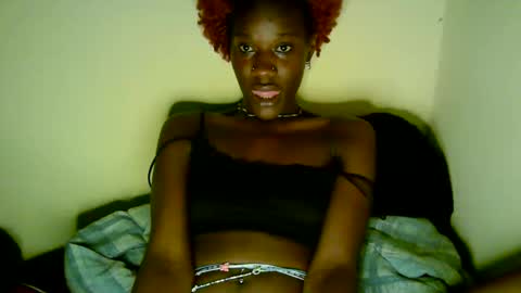 Snapshot of savagetongu3e chatting on 03-19-26, 07:07 savagetonguee online show from 03-19-26, 07:07