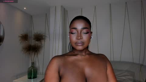 S a v a n n a h  online show from 06-03-26, 11:46