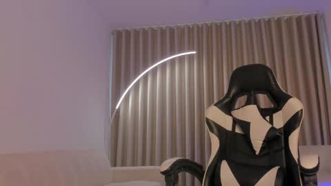 Savannahwildee online show from 09-30-25, 11:37